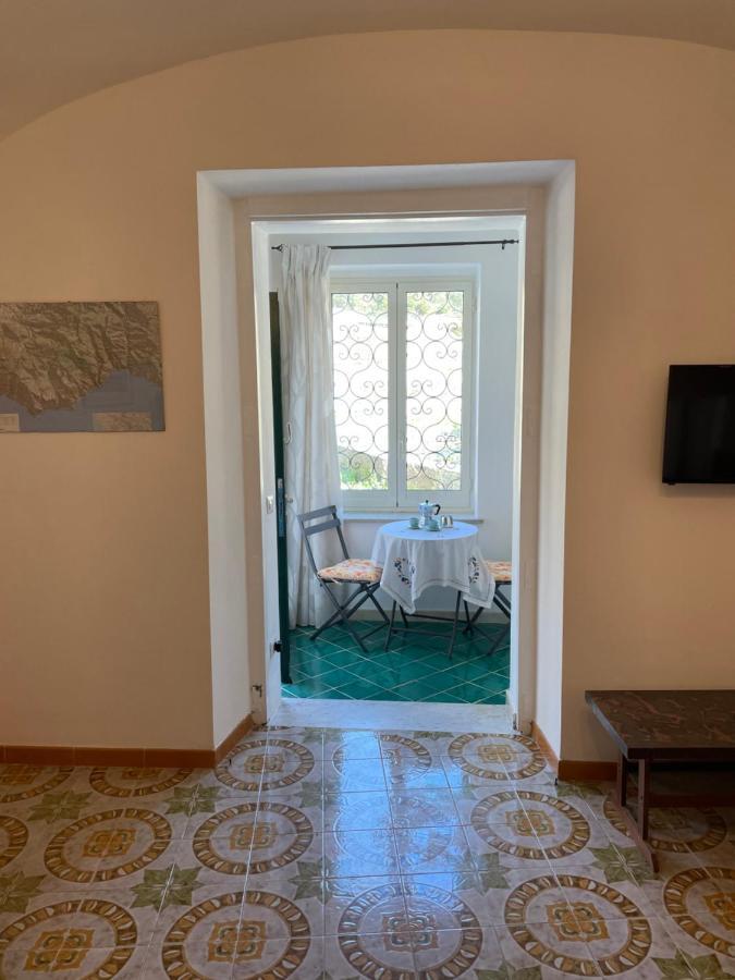 Il Gelso Bianco -The White Mulberry Tree Villa Ravello Bagian luar foto